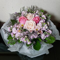 Elegant Bouquet of Pink and Purple Flowers with Roses and Lilacs on Wrapping Paper