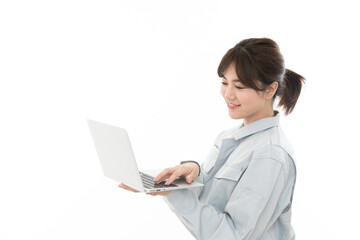 若い女性　作業着
