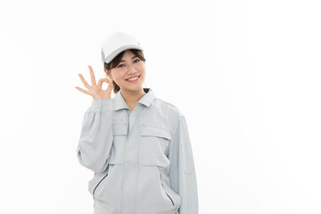 若い女性　作業着　OK
