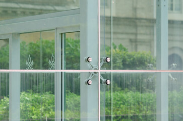 Architectural Structure in Modular Glass, with a modern and functional design. Projects of the contemporary modular structure with construction details of the modules on the facade of the building.