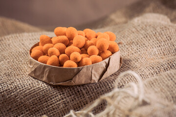 Golden Crunchy Chickpea Snacks Coated with Cheese Powder - Chickpeas Coated with Cheese Sauce – Healthy Crunchy Treat