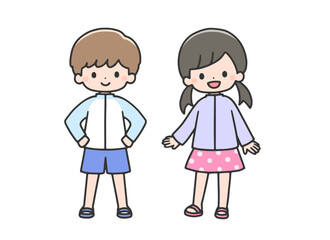 水着とラッシュガードを着ている子どもたち