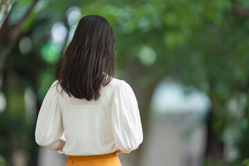 女性　髪