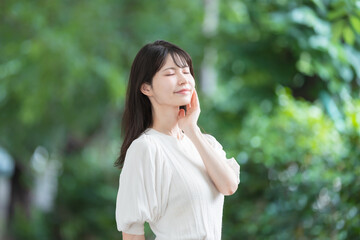 女性