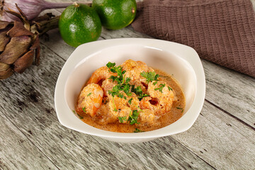 Prawn in white cream sauce