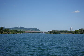 初夏のドナウ川