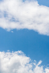 6月の空　昼の青空に白い雲20