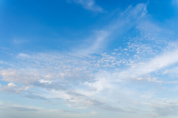  6月の空　夕暮れの青空と雲11