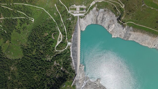 Barrage de Cleuson, Drone 4k Mavic Air 3S, lac de Cleuson, suisse, montagne, vue a&eacute;rienne
