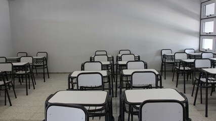 Aula, escuela, vacía, nueva, blanca 