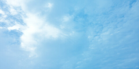 Daylight natural daylight, blue Panorama, sky, soft background, fresh weather, image surface, foggy pattern, white cloud,s air fluff, sunny clouds