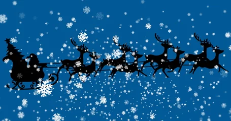 Fotobehang Gliding eight reindeer pulling scrollwork sleigh with Christmas tree in night sky, with snowflakes © vectorfusionart