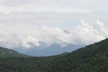 Fototapeta premium 2024 - Viaje Pirineos - Boltaña