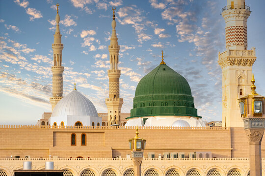 Prophets Mosque in Medina, in Saudi Arabia