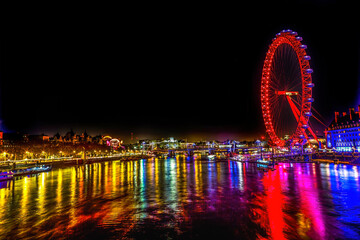 Big Eye Ferris Wheel and Thames River, Westminster Bridge, Westminster, London, England.