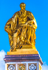 Obraz premium Albert Memorial, Kensington, London, England. Opened in 1872 after Prince Albert died at 42 years of age, Queen Victoria's husband. Statue 1868 By John Foley and Henry Prince.