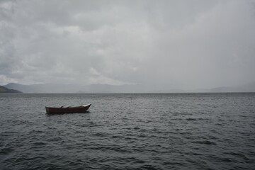 Barca a la deriva
