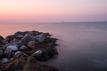 Morze Egejskie przed wschodem słońca, Paralia Grecja © © Jakacki