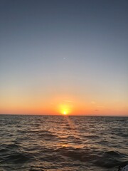 Obraz premium sunset over the sea