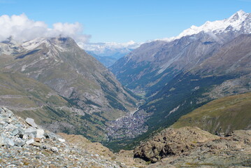 Fototapeta premium Panoramic view from Matterhorn Glacier Trail - Switzerland