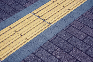 点字ブロック