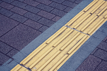 点字ブロック