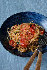 ツナとミニトマトのパスタ