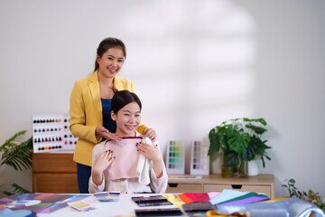 Personal Color Analysis with Asian Women Fashion Style Consultation for Beauty Trends and Image Consulting Services Perfect Outfit and Wardrobe Styling Tips