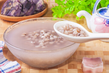 Job's tears soup in glass bowl