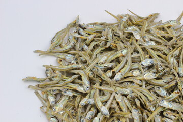 食卓を彩るいりこ