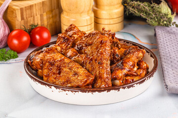 Buffalo chicken wings barbecue sauce
