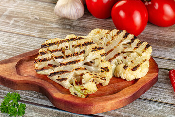 Vegan grilled cauliflower cabbage steak