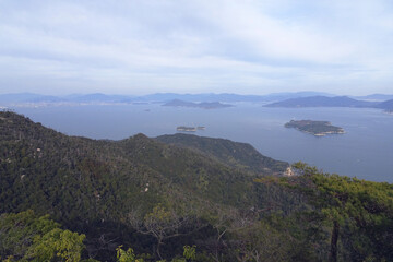 Obraz premium 日本：厳島（通称宮島）／獅子岩展望台から見る瀬戸内海の絶景／広島県廿日市市