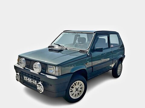 Fiat Panda 4x4 sisley sporting hella rally lights and scoop