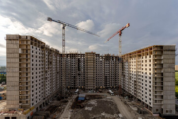 New building on the outskirts of St. Petersburg. Construction site in Murino.