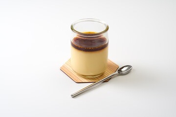 カスタードプディング　洋菓子イメージ