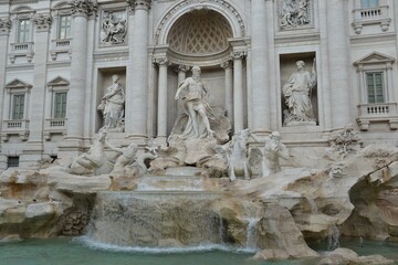 Obraz na płótnie Canvas trevi fountain rome italy