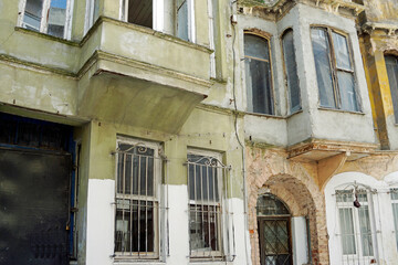 Colorful Balat houses brighten Istanbul’s historic neighborhood