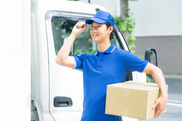 ドライバーの若い男性