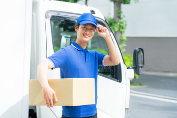 ドライバーの若い男性