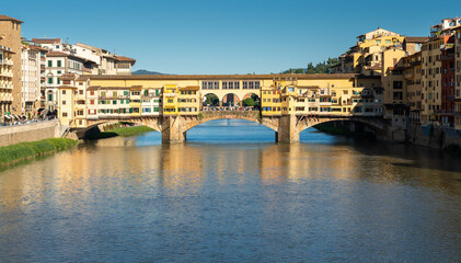 Naklejka premium Ponte Vecchio in Florence, Italy