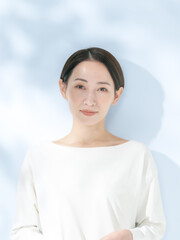 女性