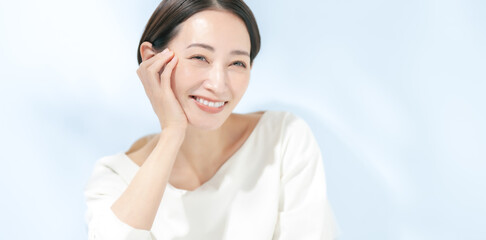 女性