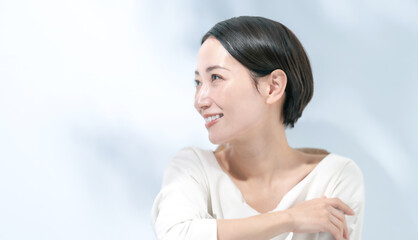 女性