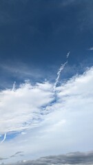 雲と空