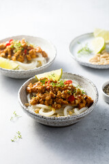 Chicken noodles with peanut and lime