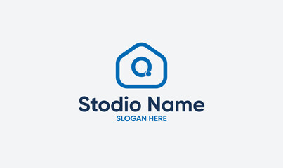 Obraz premium Home studio minimalist logo design with the integration of camera in it.
