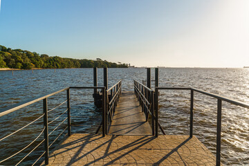 Pier da Praia do Caripi em Barcarena 
