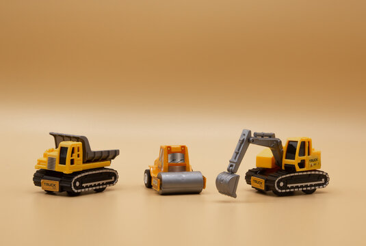 Juguetes trabajadores - Dumper, apisonadora y excavadora
