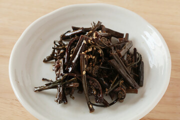 わらびのナムル